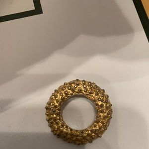 Wreath pin
